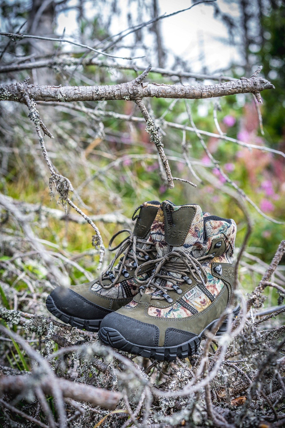Turistická obuv Rege camo – v reálném prostředí 19