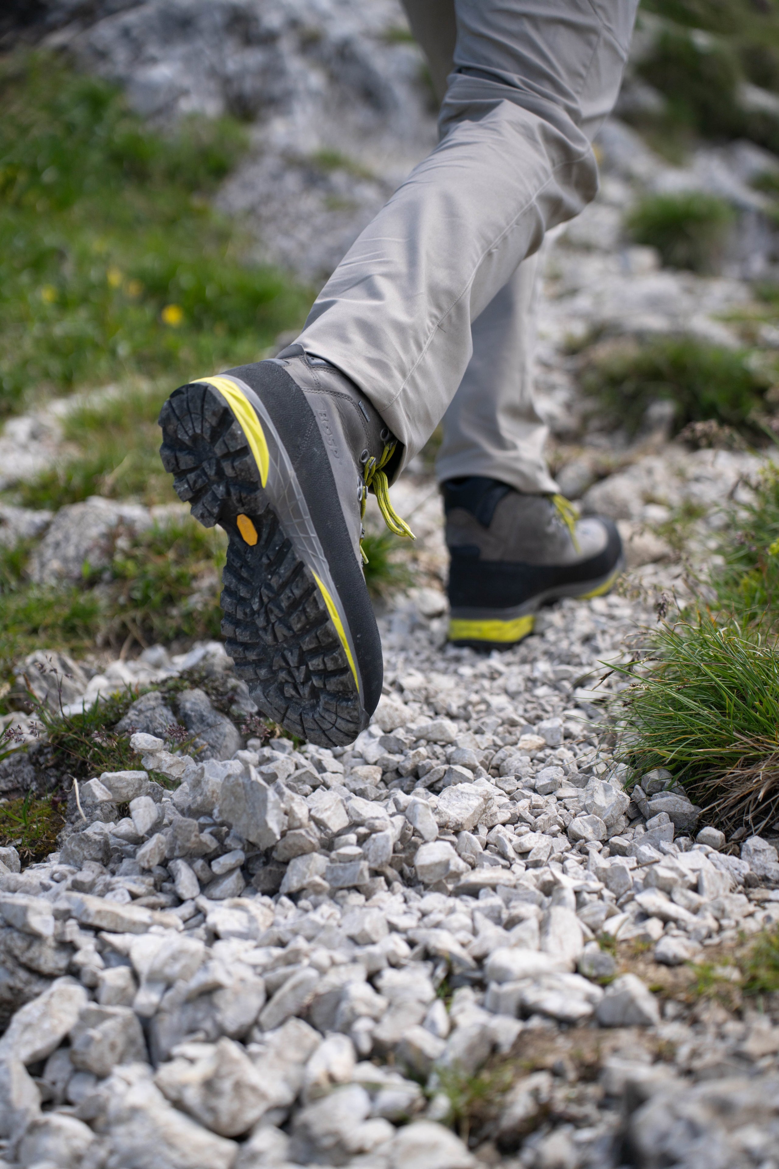 Turistická obuv Caledon Pro II Stone – v reálném prostředí 6