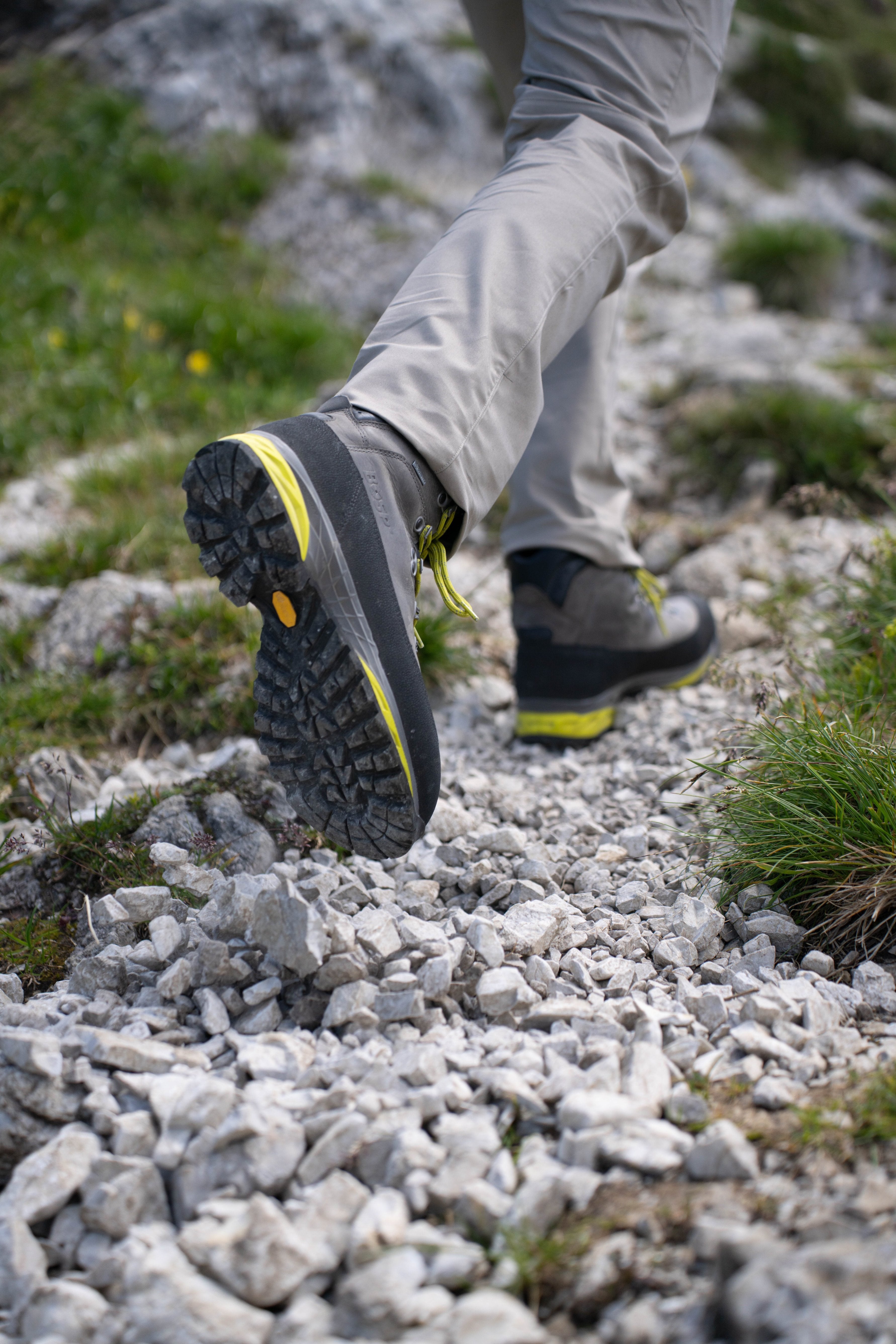 Turistická obuv Caledon Pro II Stone – v reálném prostředí 6
