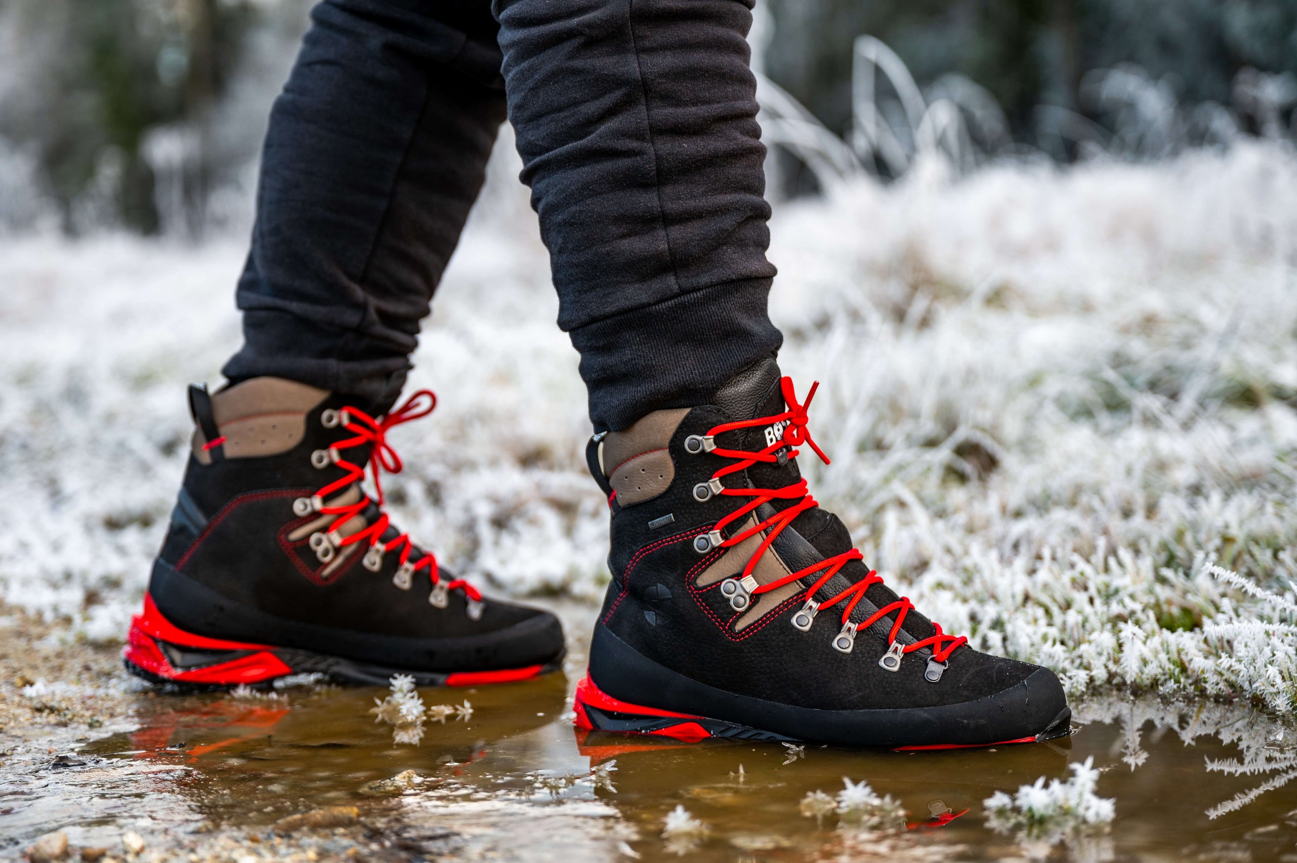 Turistická obuv Ural Pro Tech BLK – v reálném prostředí 5